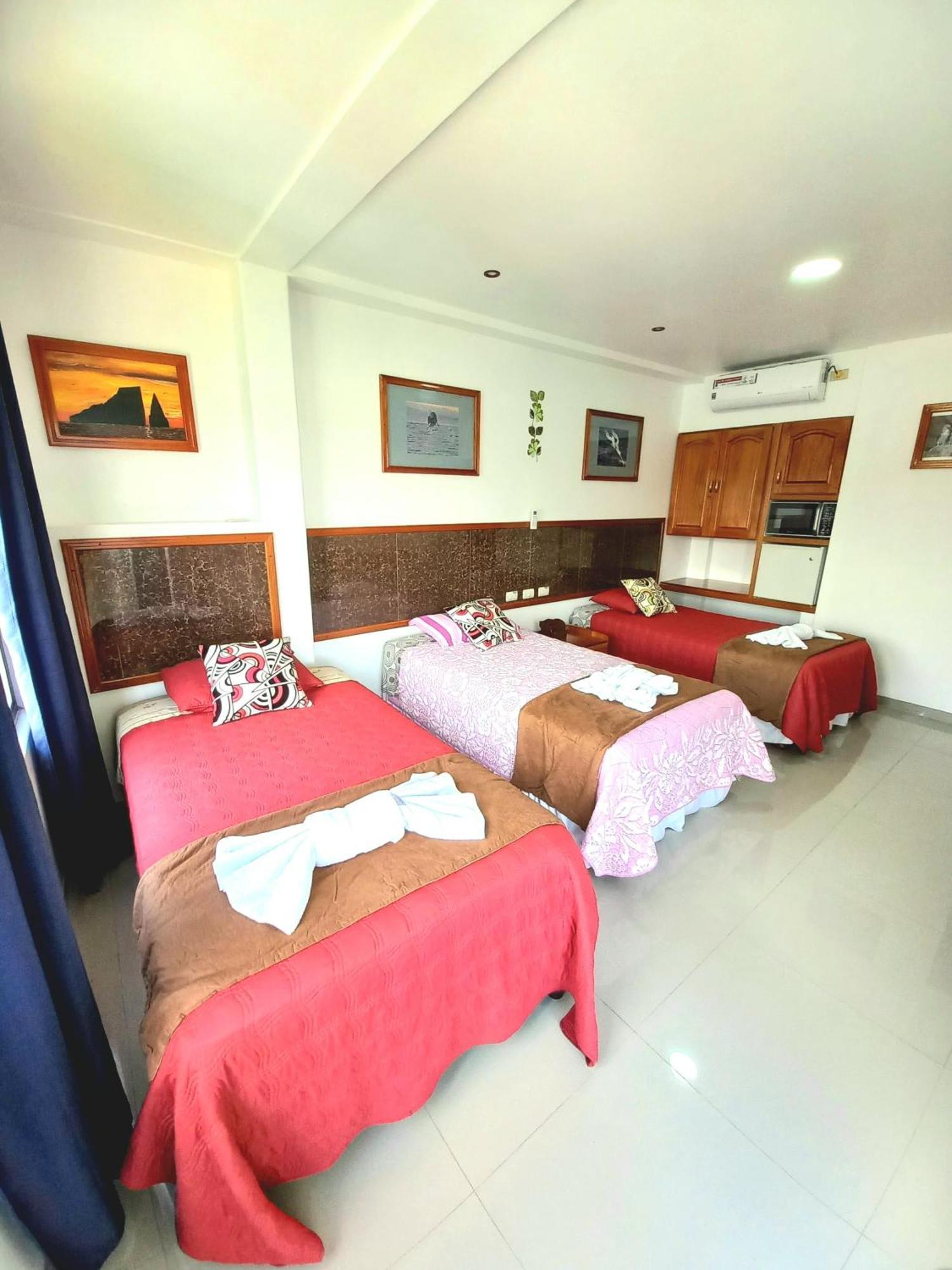 Galapagos Eco Friendly Bed & Breakfast Puerto Baquerizo Moreno Exterior photo